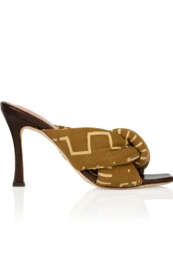 Togo Heel In Dandelion