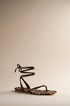 Tyla Sandal In Honey Zebra