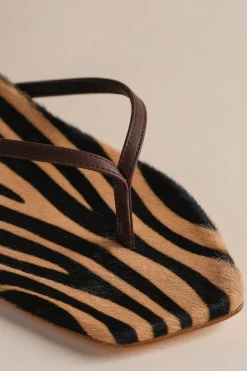 Tyla Sandal In Honey Zebra
